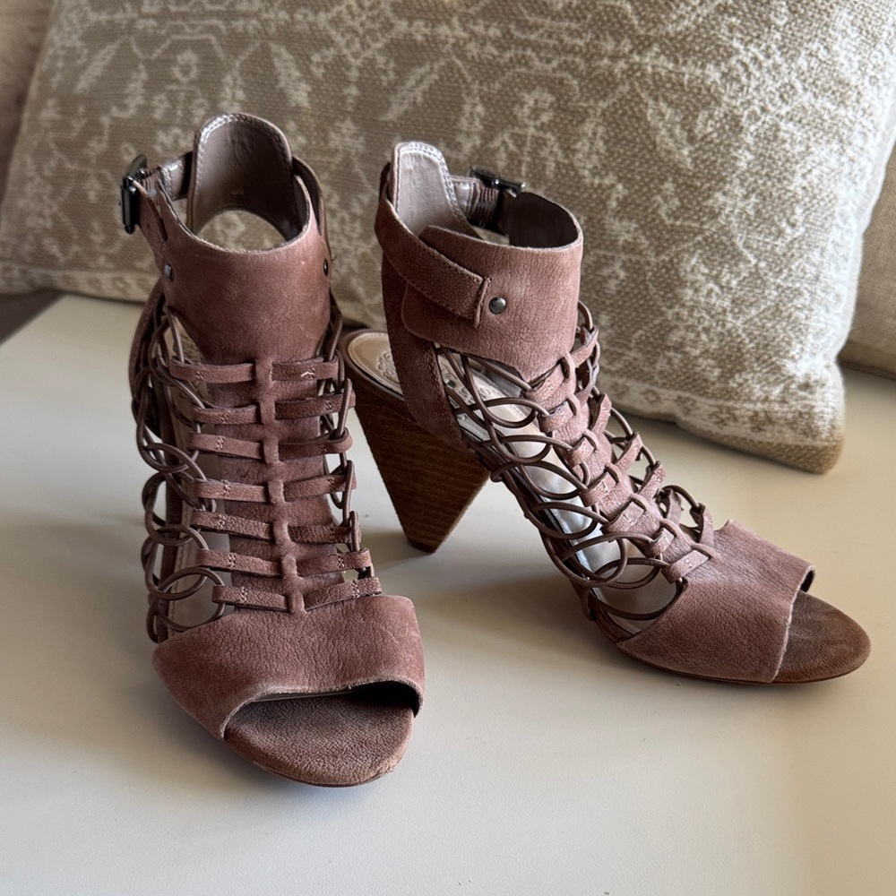 Vince Camuto, size 9 brown laced open toe bootie style heels